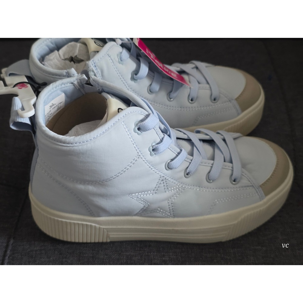 itle
NWT Justice Girls Light Blue High Top Sneakers Size 3 Side Zip - Picture 3 of 7